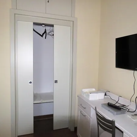 Bed & Breakfast Le Rose Del Tirreno *