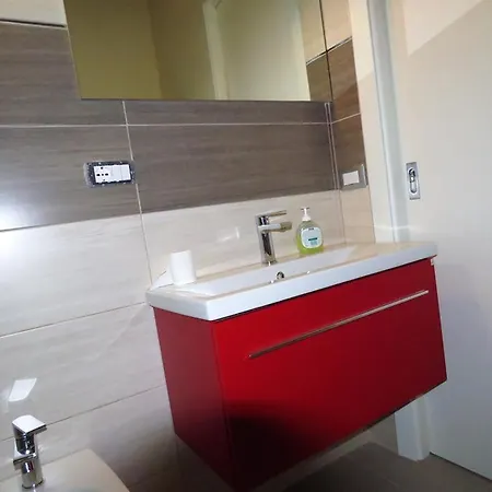 Le Rose Del Tirreno B&B