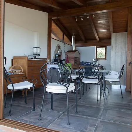 Le Rose Del Tirreno Bed & Breakfast *