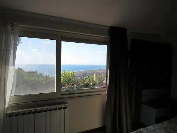 Alojamento de Acomodação e Pequeno-almoço Le Rose Del Tirreno 3*