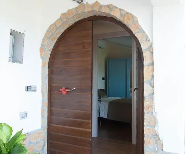 Alojamento de Acomodação e Pequeno-almoço Le Rose Del Tirreno