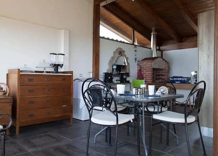 Alojamento de Acomodação e Pequeno-almoço Le Rose Del Tirreno